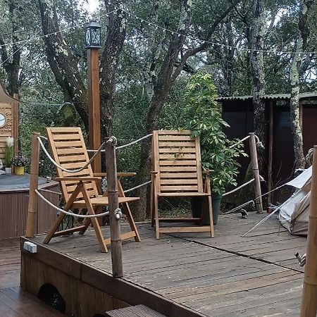 Evasion En Pleine Nature, Tipi Insolite Et Jacuzzi Au Pont Du Gard ! Vers-Pont-du-Gard Exterior foto