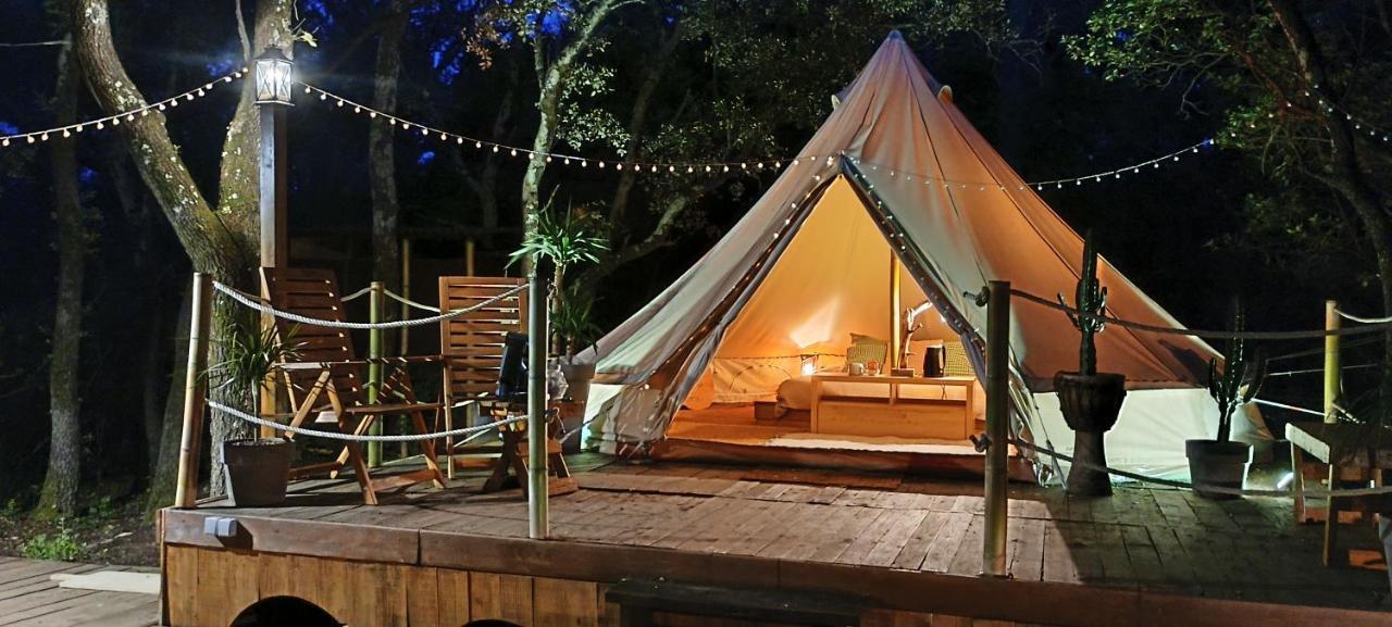 Evasion En Pleine Nature, Tipi Insolite Et Jacuzzi Au Pont Du Gard ! Vers-Pont-du-Gard Exterior foto