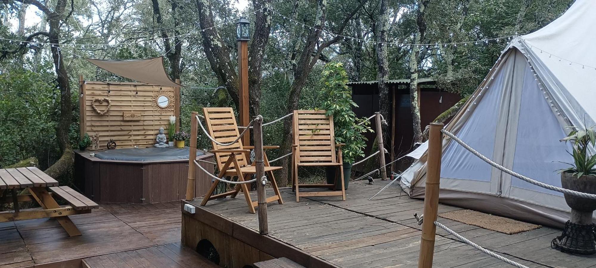 Evasion En Pleine Nature, Tipi Insolite Et Jacuzzi Au Pont Du Gard ! Vers-Pont-du-Gard Exterior foto